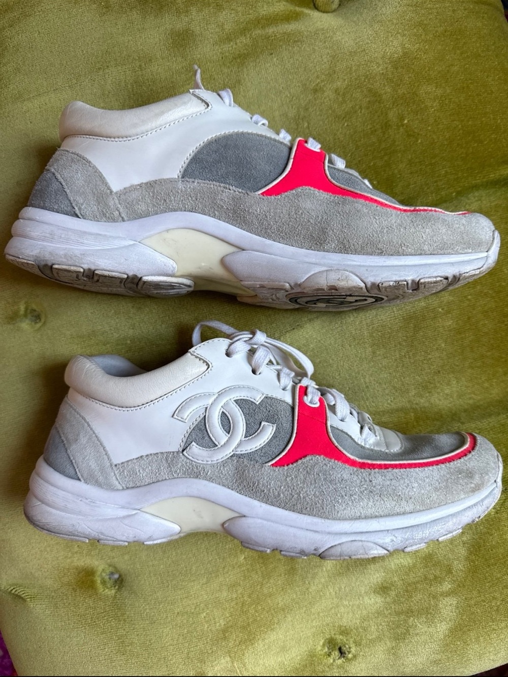CHANEL White Gray & Hot Pink Suede Logo Sneakers